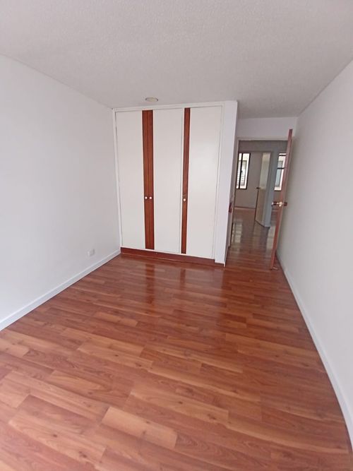 Apartamento en venta en Cedro Salazar, Bogotá · foto 3 de 19