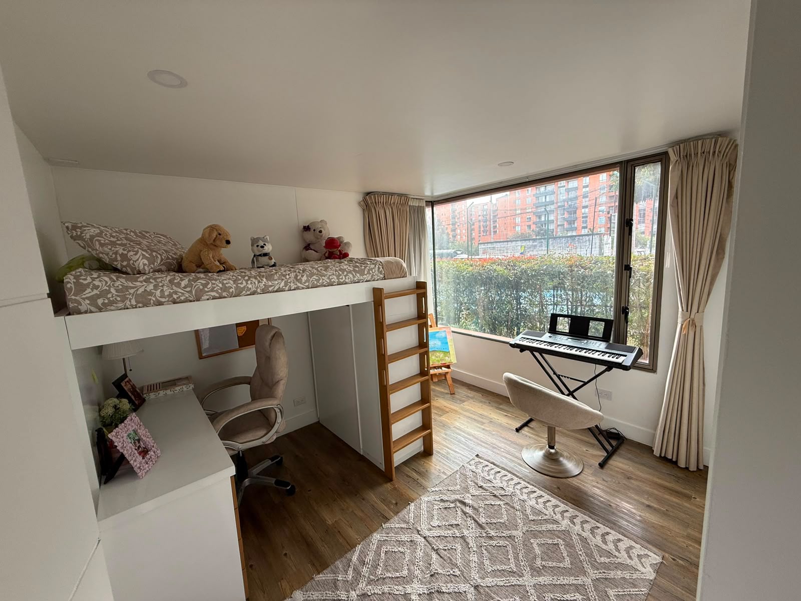 Apartamento en venta en Ciudad Salitre, Bogotá · foto 7 de 17