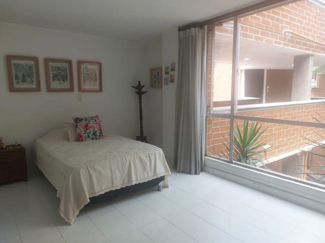 Apartamento de 3 alcobas en venta en El Tesoro, Medellín, 196 m² · foto 5 de 19
