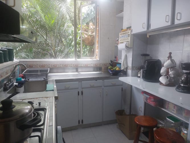 Apartamento de 3 alcobas en venta en El Tesoro, Medellín, 196 m² · foto 9 de 19