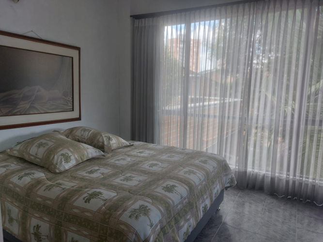 Apartamento de 3 alcobas en venta en El Tesoro, Medellín, 196 m² · foto 15 de 19