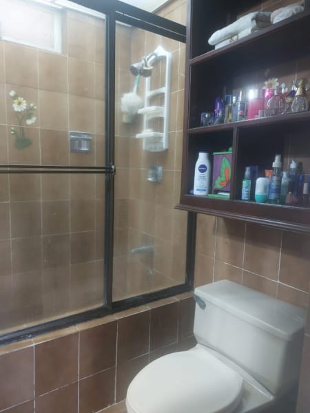 Apartamento de 3 alcobas en venta en El Tesoro, Medellín, 196 m² · foto 18 de 19