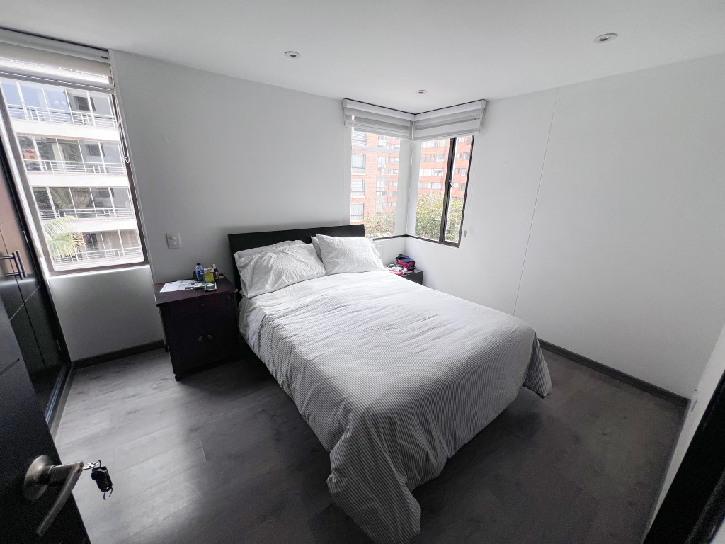 Apartamento en venta en Santa Barbara Central, Bogotá · foto 8 de 14