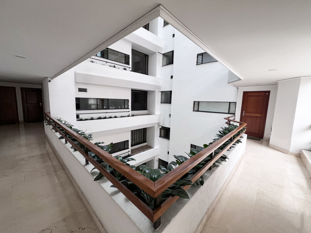 Apartamento en venta en Santa Barbara Central, Bogotá · foto 14 de 14