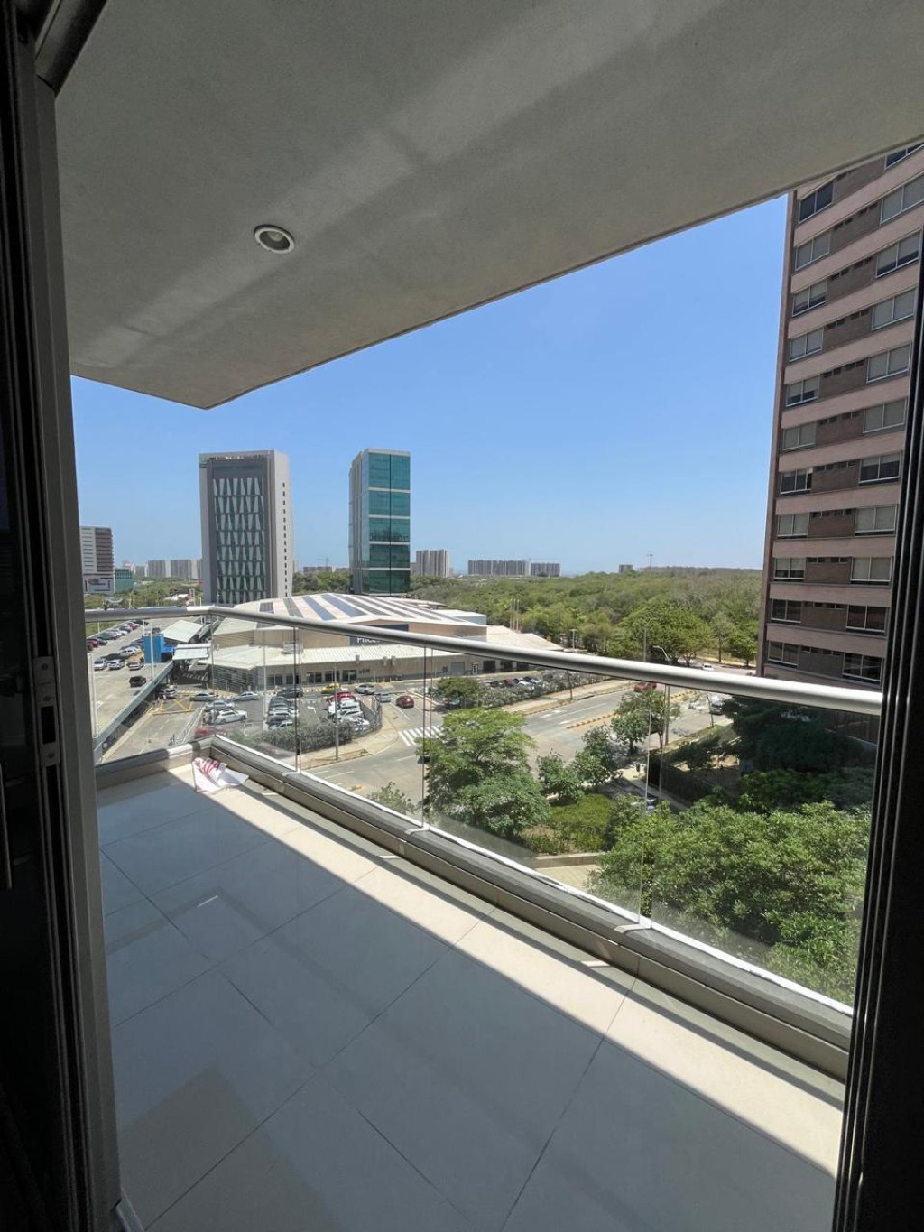 Apartamento en arriendo en Cr.La Castellana, Barranquilla · foto 2 de 20