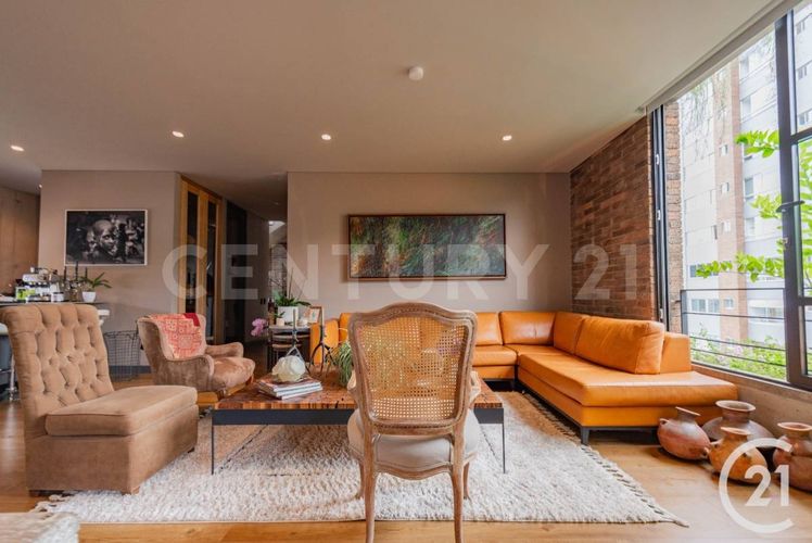 Apartamento de 2 alcobas en venta en Castropol, Medellín, 275 m² · foto 11 de 22