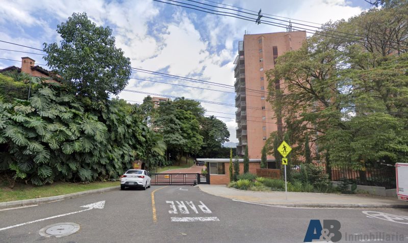 Apartaestudio en Arriendo en El Poblado, Medellín