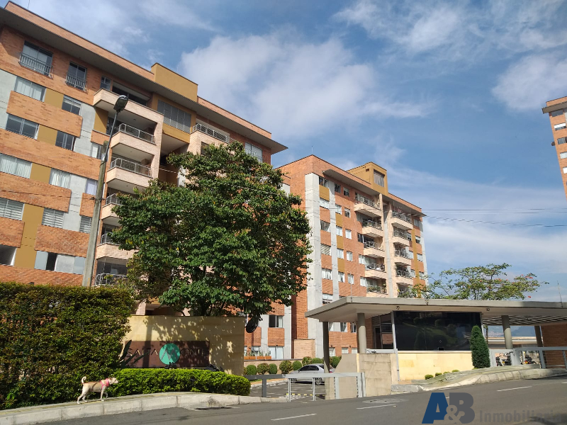 Apartment for rent in Loma del Escobero, Envigado
