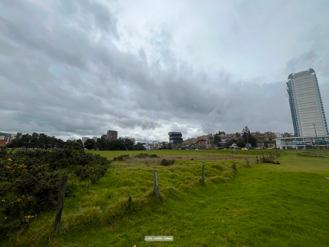 Lote en venta en Villa Olimpica, Tunja, 11265 m² · foto 4 de 5