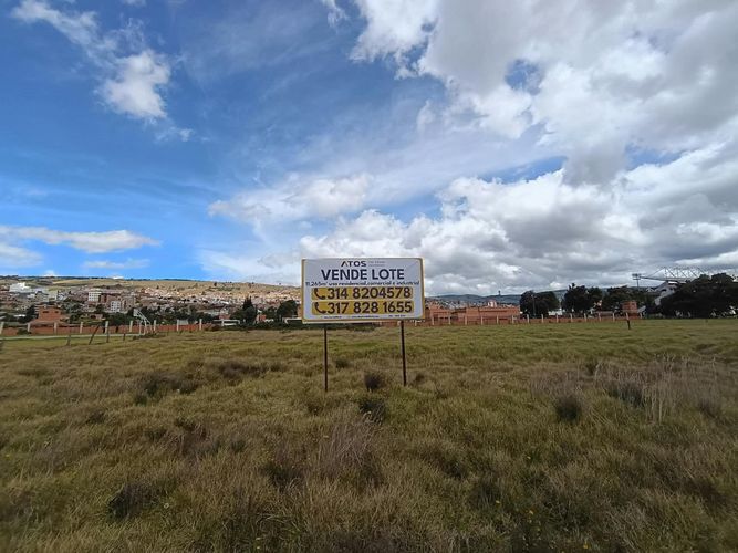 Lote en venta en Villa Olimpica, Tunja, 11265 m² · foto 5 de 5