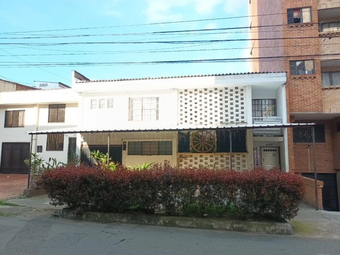 Casa de 8 alcobas en venta en San Joaquin, Medellín, 230 m² · foto 6 de 24