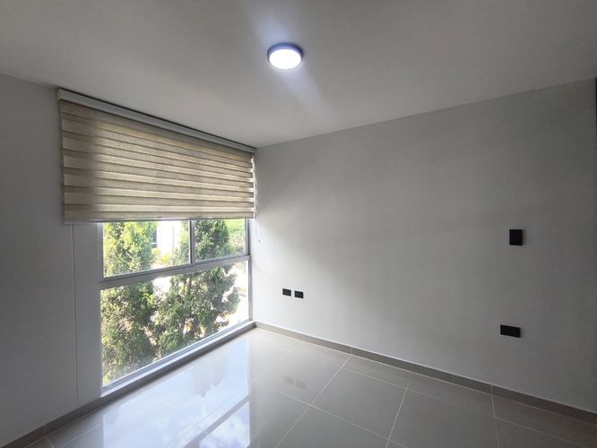 Apartamento de 3 alcobas en venta en La Floresta, Los Patios, 77 m² · foto 4 de 15