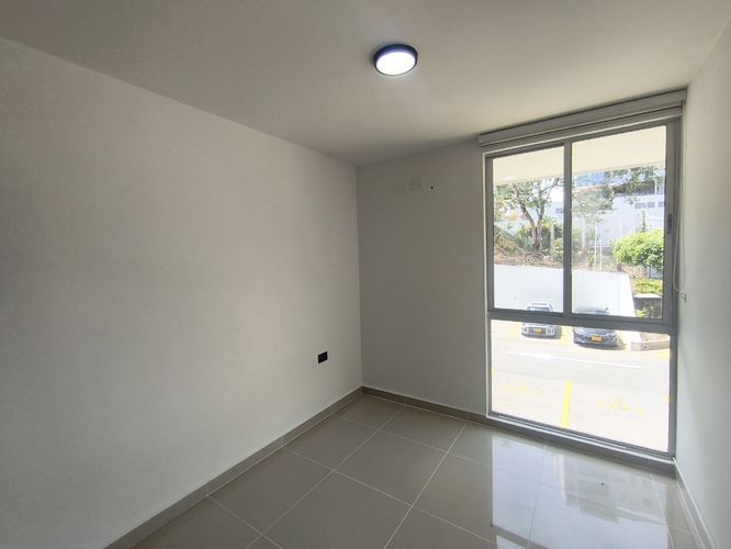Apartamento de 3 alcobas en venta en La Floresta, Los Patios, 77 m² · foto 10 de 15