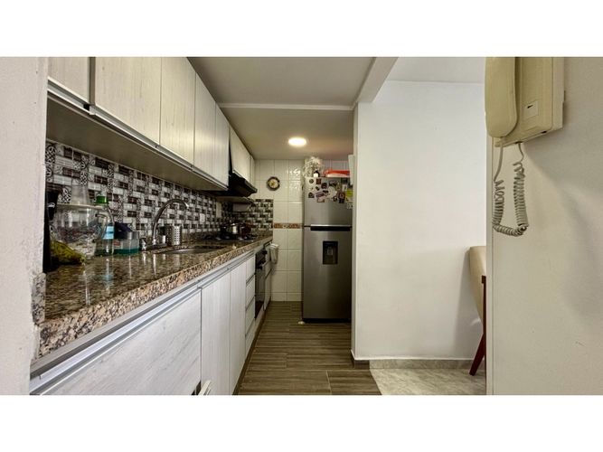 Apartamento de 3 alcobas en venta en Condado Campestre, Floridablanca, 66 m² · foto 3 de 15