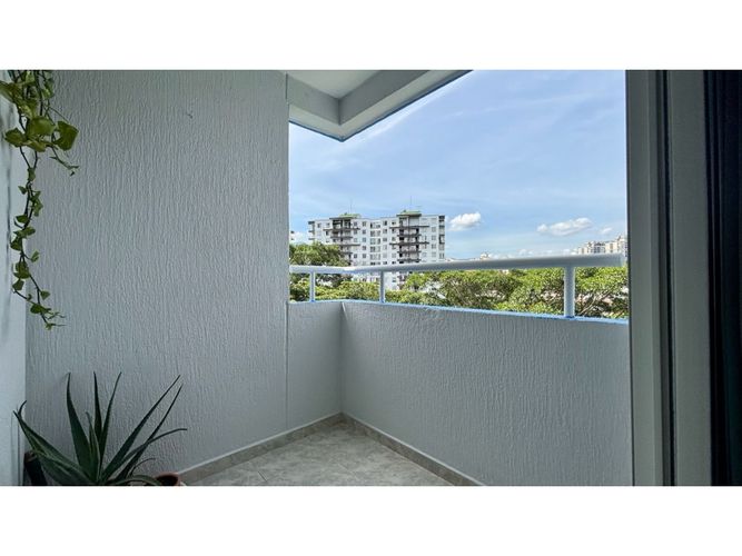 Apartamento de 3 alcobas en venta en Condado Campestre, Floridablanca, 66 m² · foto 5 de 15