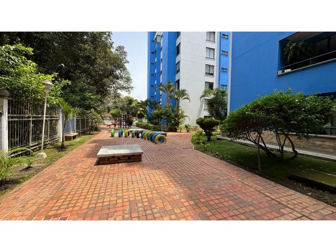Apartamento de 3 alcobas en venta en Condado Campestre, Floridablanca, 66 m² · foto 10 de 15