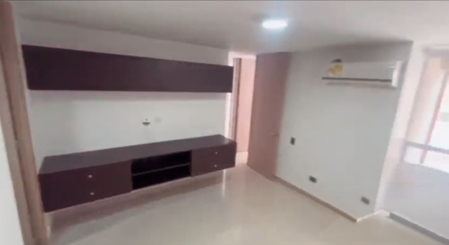Apartamento de 3 alcobas en venta en Ciudad Jardin, Cali, 93 m² · foto 4 de 14