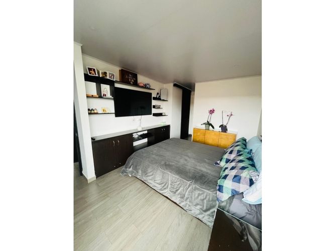 Apartamento en venta en Hayuelos, Bogotá · foto 6 de 18