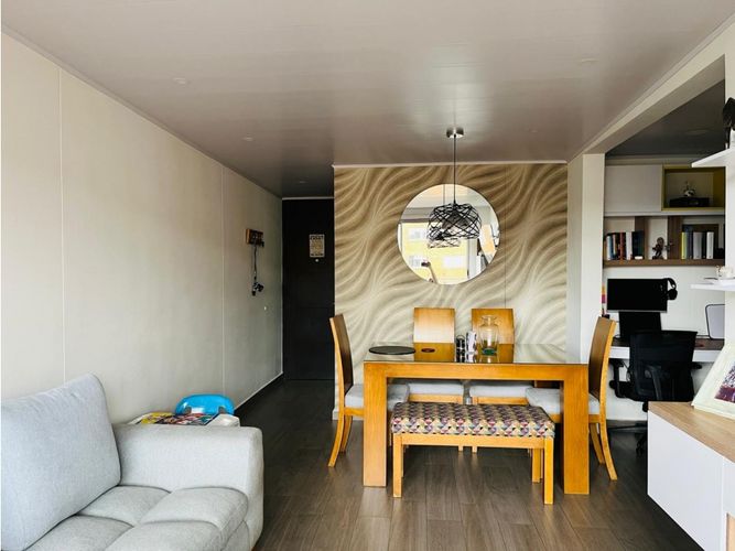Apartamento en venta en Hayuelos, Bogotá · foto 8 de 18
