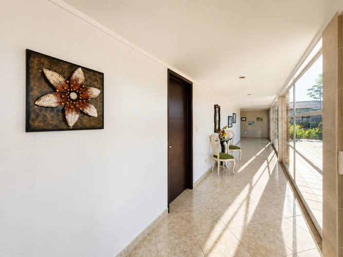 Casa de 6 alcobas en venta en Peralonso, Villavicencio, 795 m² · foto 9 de 24