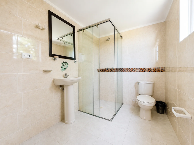 Casa de 6 alcobas en venta en Peralonso, Villavicencio, 795 m² · foto 22 de 24