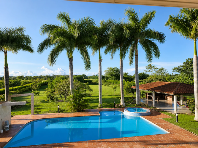 Casa de 6 alcobas en venta en Peralonso, Villavicencio, 795 m² · foto 23 de 24