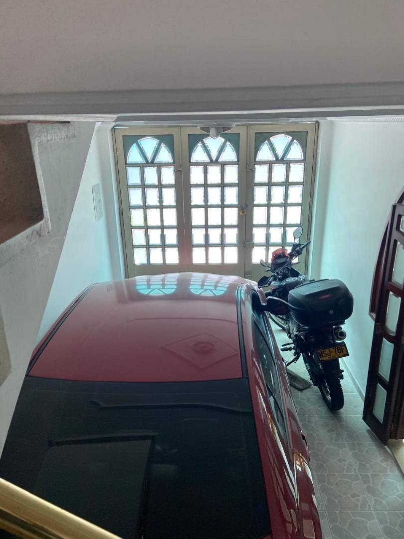 Casa en venta en Normandia, Bogotá · foto 7 de 21