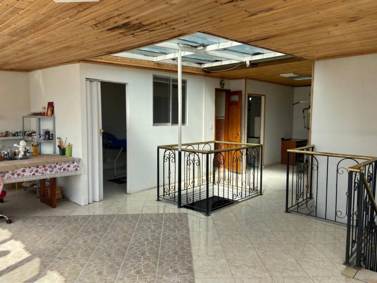 Casa en venta en Normandia, Bogotá · foto 11 de 21