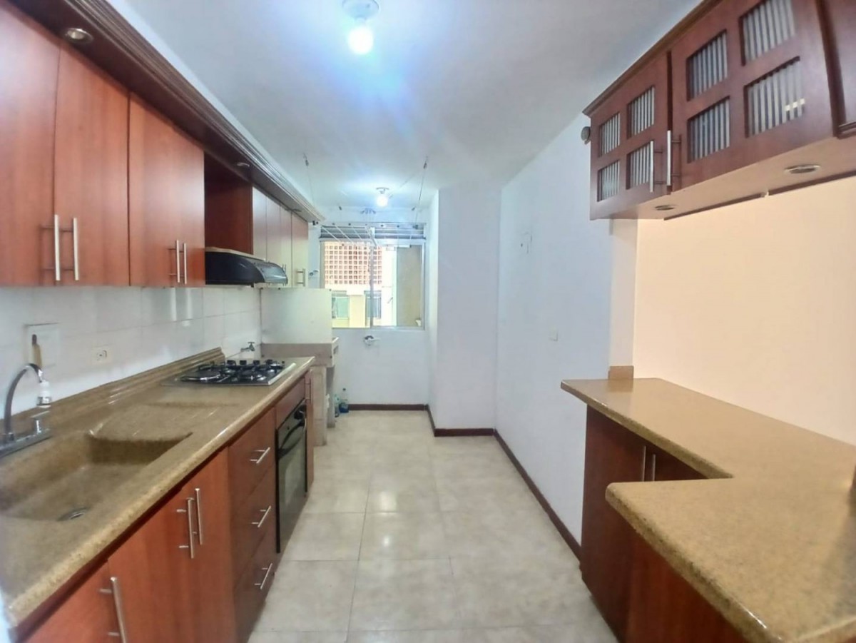 Apartamento en venta en Suramérica, Itagüí · foto 4 de 17