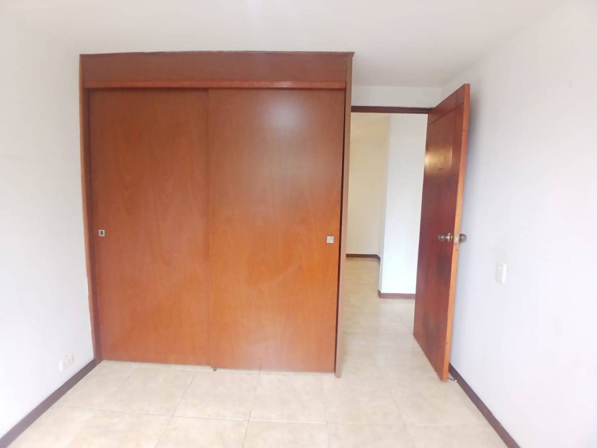 Apartamento en venta en Suramérica, Itagüí · foto 11 de 17
