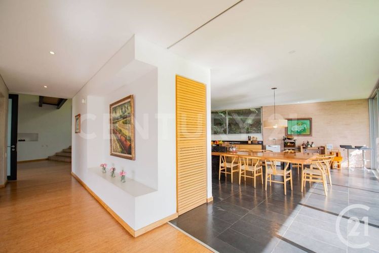 Casa de 5 alcobas en venta en Las Palmas, Medellín, 626 m² · foto 9 de 24
