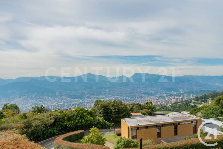 Casa de 5 alcobas en venta en Las Palmas, Medellín, 626 m² · foto 24 de 24