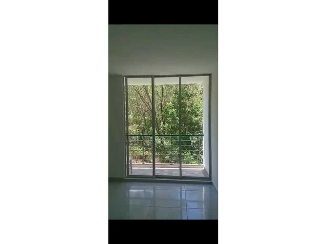 Apartamento de 3 alcobas en venta en Santander, Girardot, 62 m² · foto 4 de 7