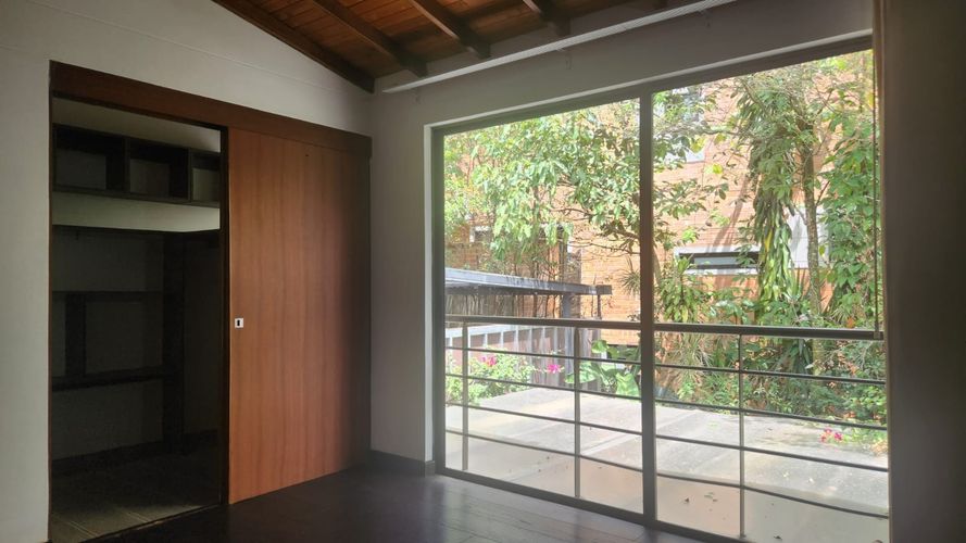 Casa de 3 alcobas en venta en Cumbres, Envigado, 166 m² · foto 15 de 24