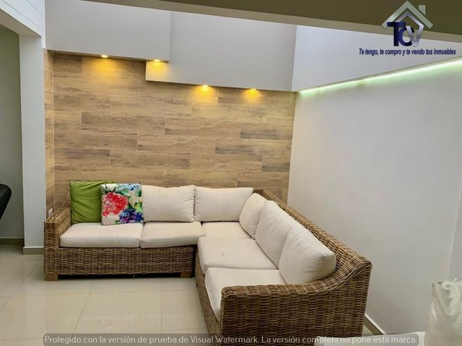 Casa de 3 alcobas en venta en Versalles, Floridablanca, 158 m² · foto 4 de 8