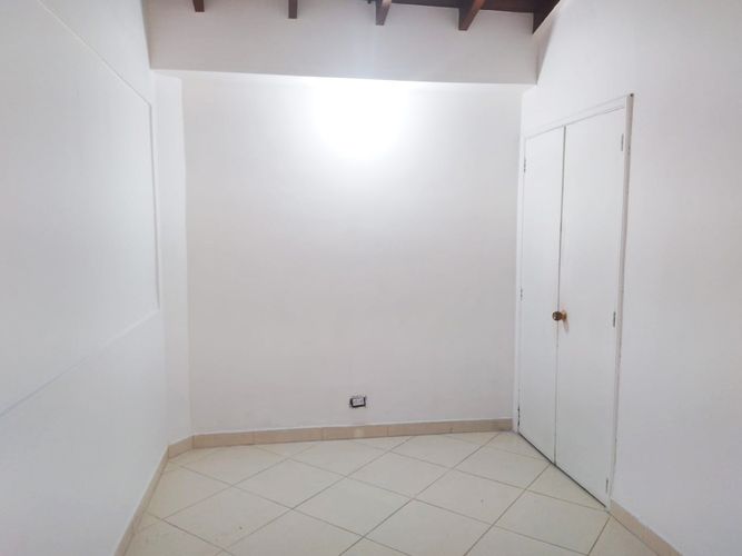 Oficina en arriendo en Laureles, Medellín, 250 m² · foto 13 de 17