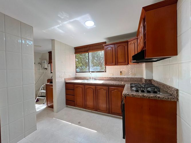 Apartamento de 2 alcobas en arriendo en El Poblado, Medellín, 92 m² · foto 4 de 20
