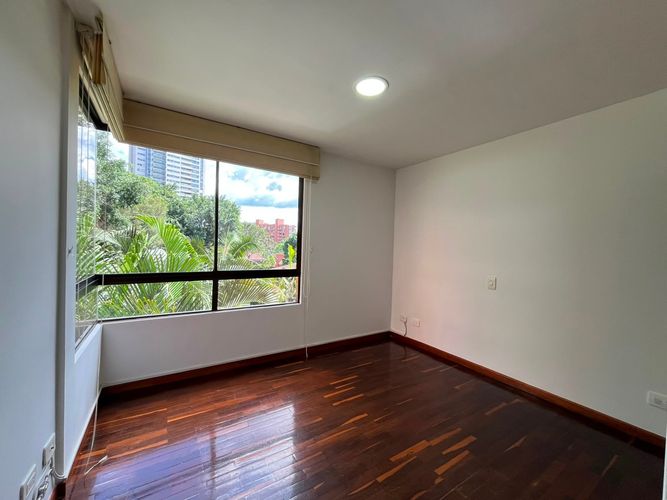 Apartamento de 2 alcobas en arriendo en El Poblado, Medellín, 92 m² · foto 11 de 20