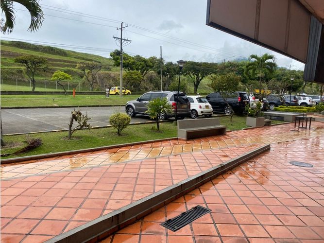 Local en venta en Aeropuerto, Pereira, 24 m² · foto 9 de 16