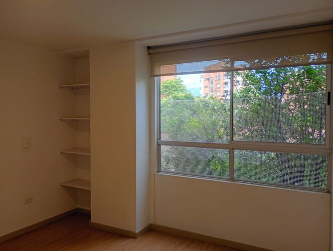 Apartamento de 3 alcobas en arriendo en El Poblado, Medellín, 130 m² · foto 10 de 19