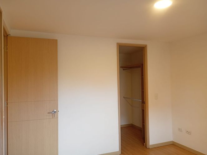 Apartamento de 3 alcobas en arriendo en El Poblado, Medellín, 130 m² · foto 12 de 19