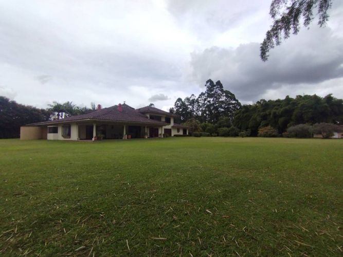 Casa de 4 alcobas en arriendo en Llano Grande, Rionegro, 950 m² · foto 3 de 24
