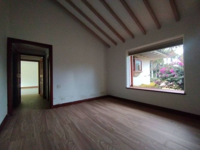 Casa de 4 alcobas en arriendo en Llano Grande, Rionegro, 950 m² · foto 18 de 24