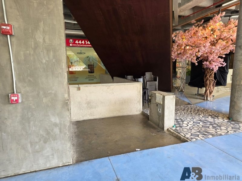 Commercial Space in El Poblado for Sale - 2