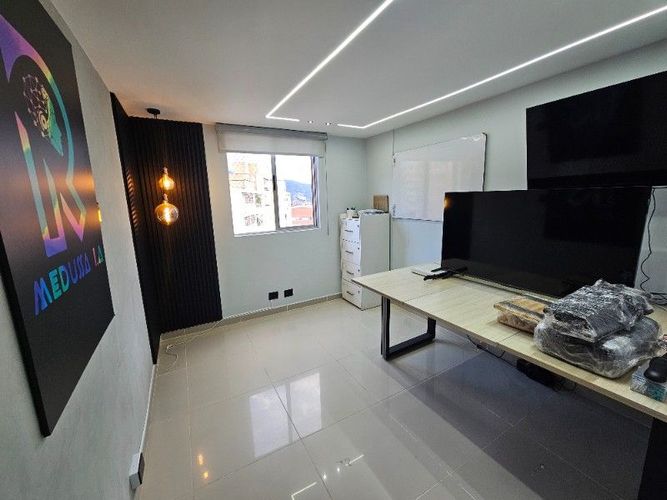 Apartamento en arriendo en Los Balsos, Medellín · foto 7 de 24