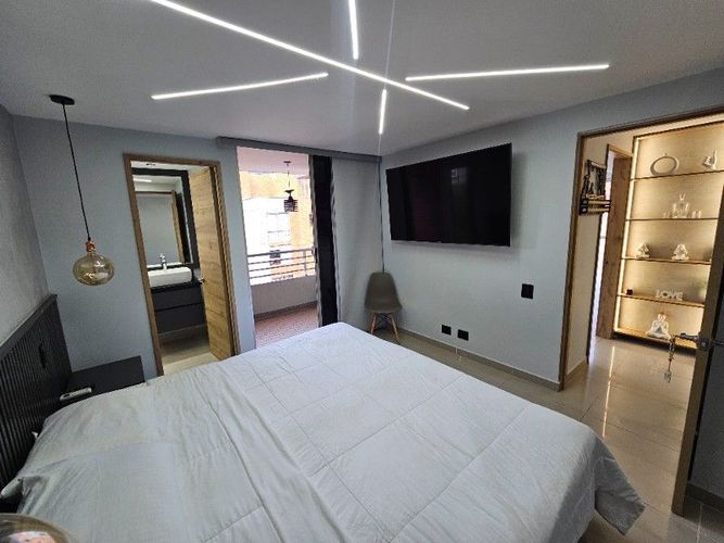 Apartamento en arriendo en Los Balsos, Medellín · foto 10 de 24