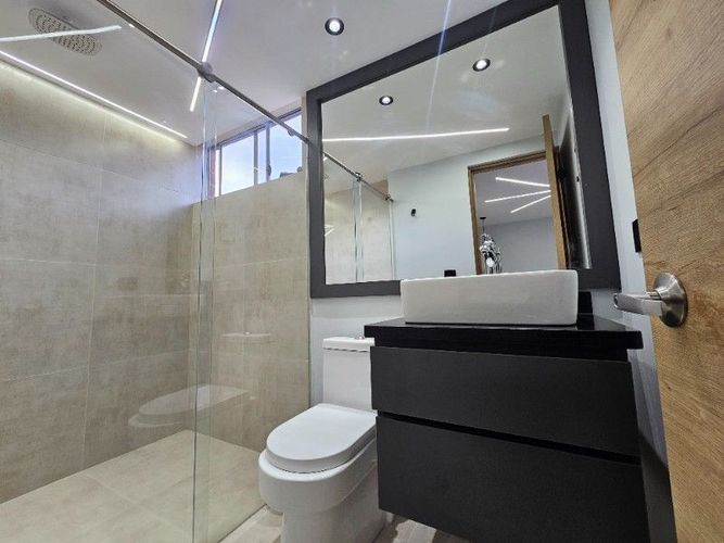 Apartamento en arriendo en Los Balsos, Medellín · foto 18 de 24