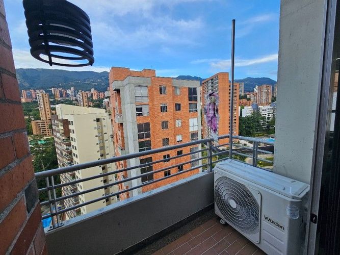 Apartamento en arriendo en Los Balsos, Medellín · foto 23 de 24