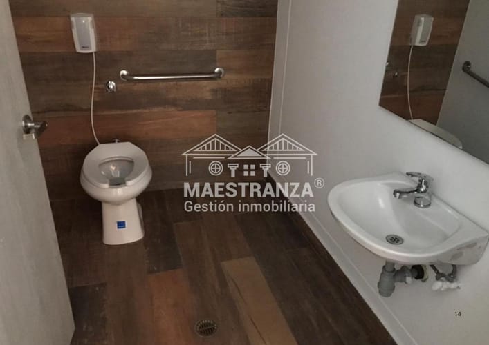 Edificio en arriendo en Prado, Medellín · foto 15 de 17