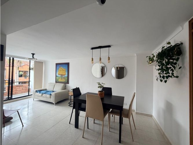 Casa de 3 alcobas en venta en El Dorado, Envigado, 130 m² · foto 3 de 16